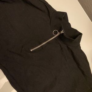turtle neck cropped